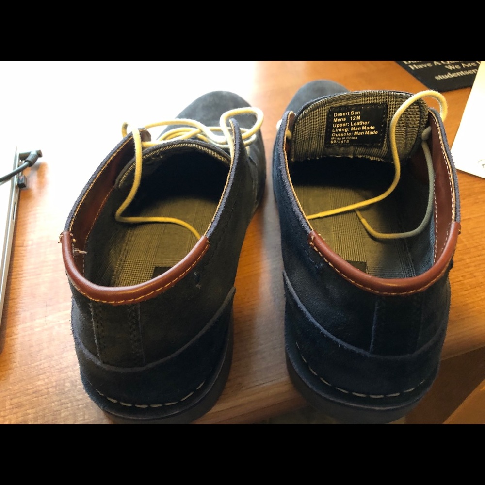 Shoes - Picture 3 of 7